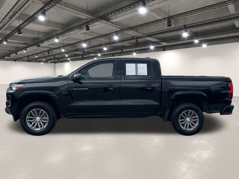 Used 2024 Chevrolet Colorado LT w/ LT Convenience Package image 13