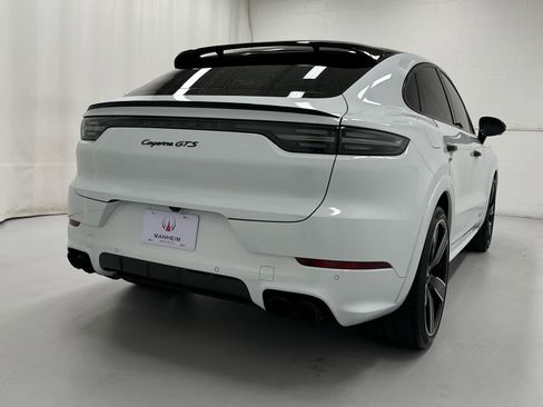Used 2023 Porsche Cayenne GTS image 6