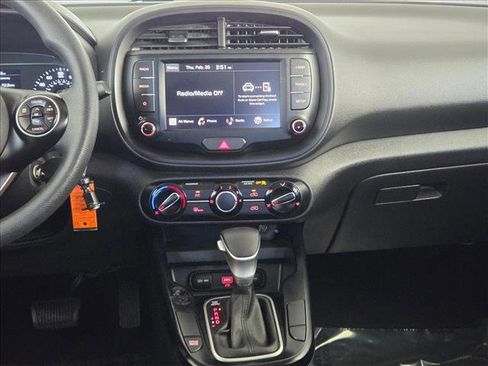 Used 2022 Kia Soul LX w/ Technology Package image 14