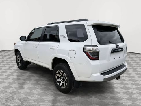 Used 2023 Toyota 4Runner TRD Off-Road Premium w/ Moonroof Package AWD/4WD image 5