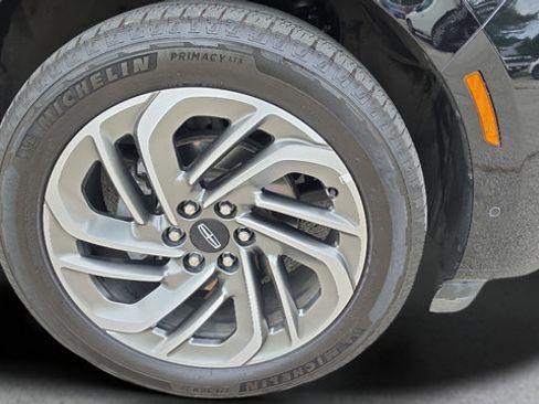 Used 2025 Lincoln Navigator Reserve AWD/4WD image 17