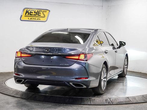 Used 2021 Lexus ES 350 FWD image 4