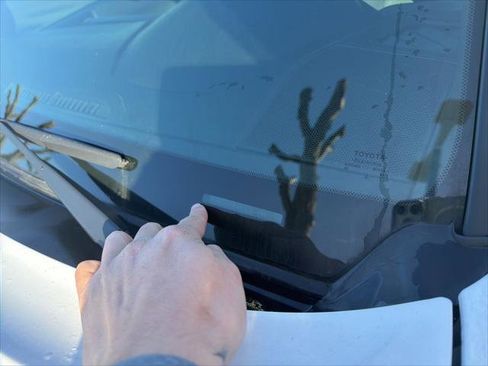 Certified 2023 Toyota Tacoma TRD Off-Road image 12