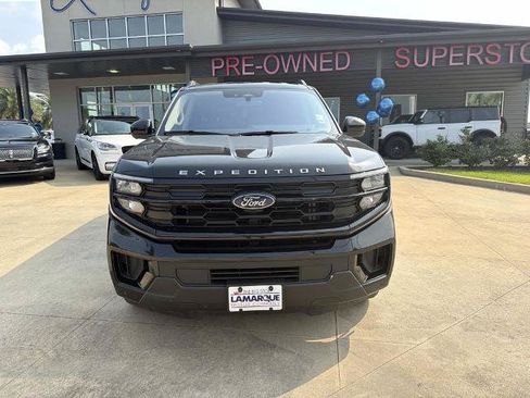 Certified 2025 Ford Expedition Max Active RWD image 3