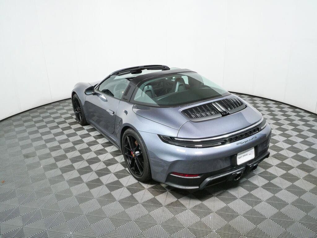 Certified 2026 Porsche 911 Targa 4 GTS AWD/4WD image 25