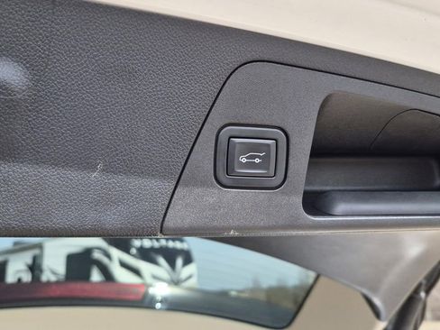 Used 2020 Buick Envision Premium image 11