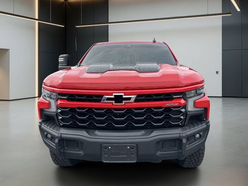 Used 2023 Chevrolet Silverado 1500 ZR2 w/ ZR2 Bison Edition AWD/4WD image 9