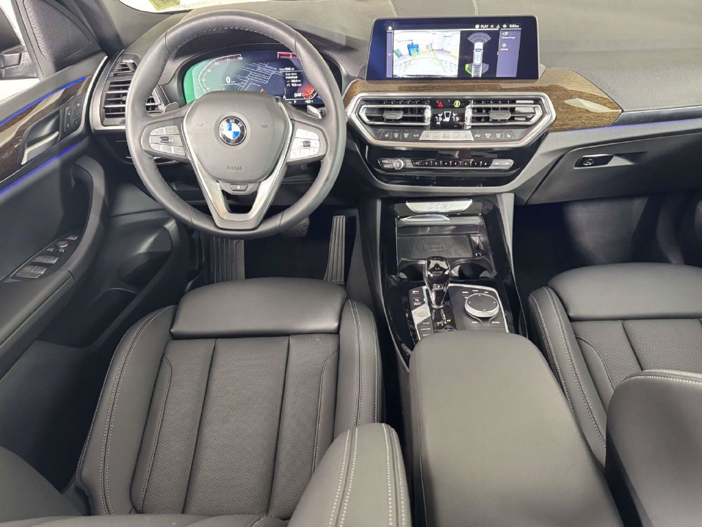 Used 2023 BMW X3 xDrive30i w/ Convenience Package AWD/4WD image 5