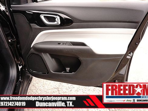 New 2026 Jeep Compass Limited image 41