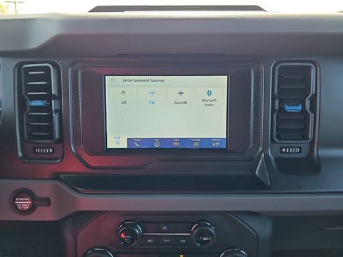 Used 2023 Ford Bronco Black Diamond w/ Sasquatch Package AWD/4WD image 27