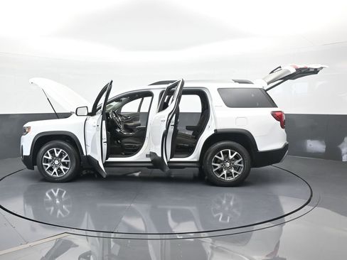 Used 2022 GMC Acadia SLE w/ Driver Convenience Package image 75