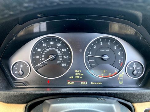 Used 2014 BMW 435i Convertible image 28