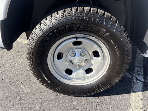 Used 2018 RAM 1500 4x4 Crew Cab w/ Protection Group image 20