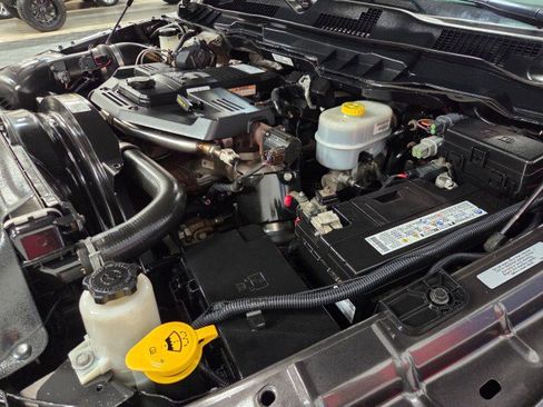 Used 2018 RAM 2500 Tradesman w/ Snow Chief Group image 75