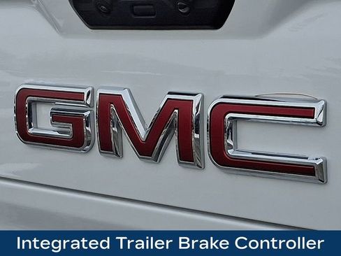 Used 2024 GMC Sierra 1500 SLT w/ SLT Premium Plus Package image 33