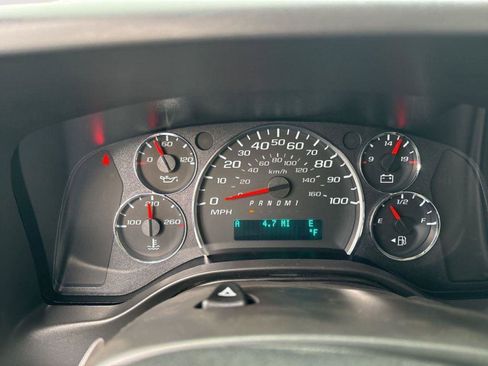 New 2025 Chevrolet Express 3500 Extended w/ Driver Convenience Package RWD image 7