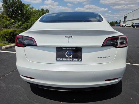 Used 2022 Tesla Model 3 Long Range AWD/4WD image 9