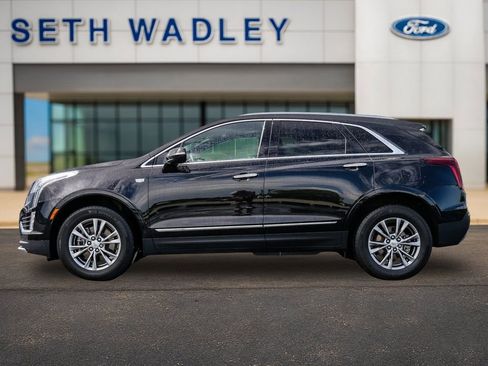Used 2022 Cadillac XT5 Premium Luxury FWD image 4