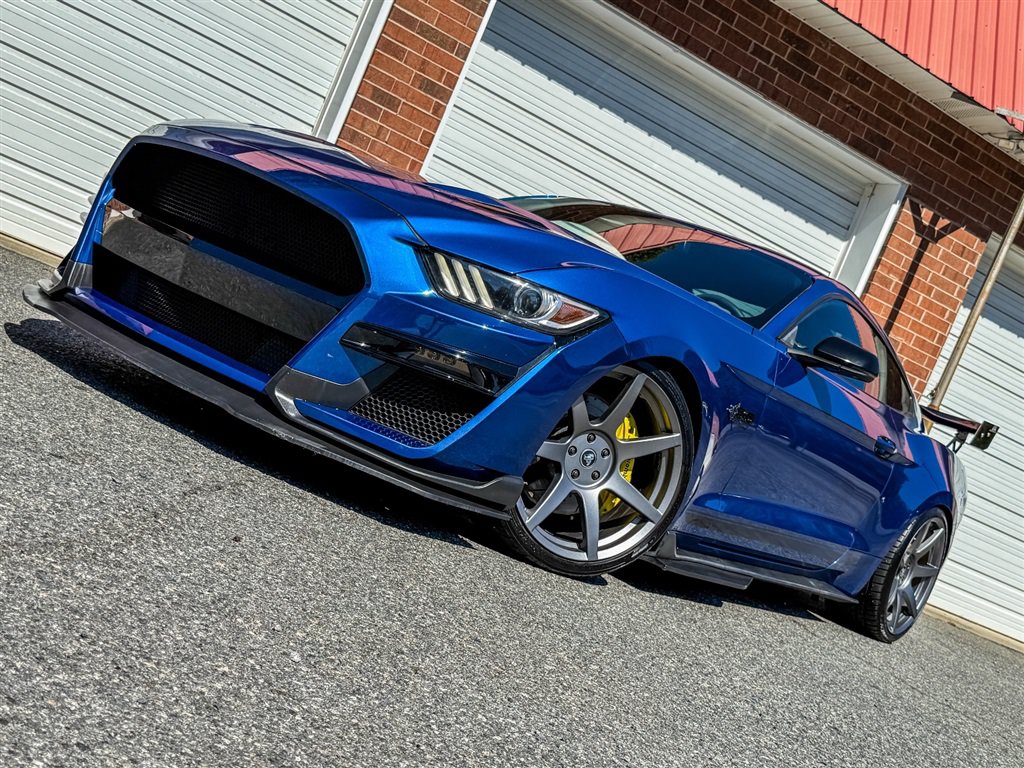 Used 2017 Ford Mustang GT Premium RWD image 4