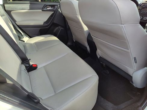 Used 2015 Subaru Forester 2.5i Limited image 16