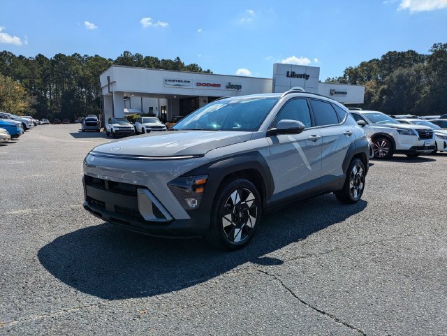 Used 2025 Hyundai Kona SEL FWD image 9