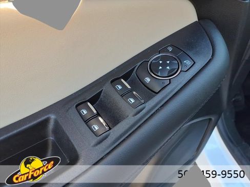 Used 2024 Ford Edge SE AWD/4WD image 19