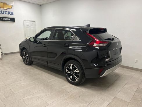 Used 2025 Mitsubishi Eclipse Cross AWD image 2