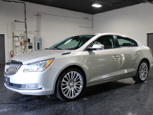 Used 2015 Buick LaCrosse Premium w/ Driver Confidence Package #1 FWD image 6