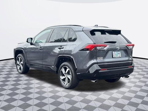 Used 2023 Toyota RAV4 SE AWD/4WD image 4