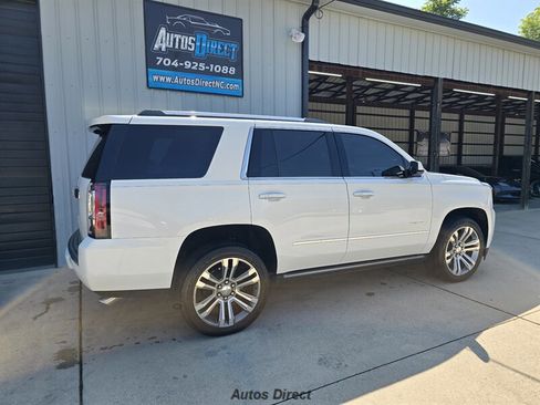 Used 2017 GMC Yukon Denali w/ Open Road Package AWD/4WD image 16