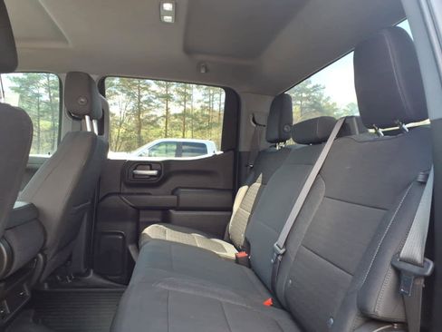 Used 2020 Chevrolet Silverado 1500 LT image 9