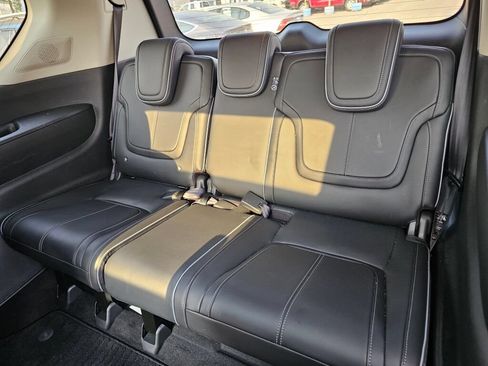 Used 2025 INFINITI QX80 Sensory AWD/4WD image 17