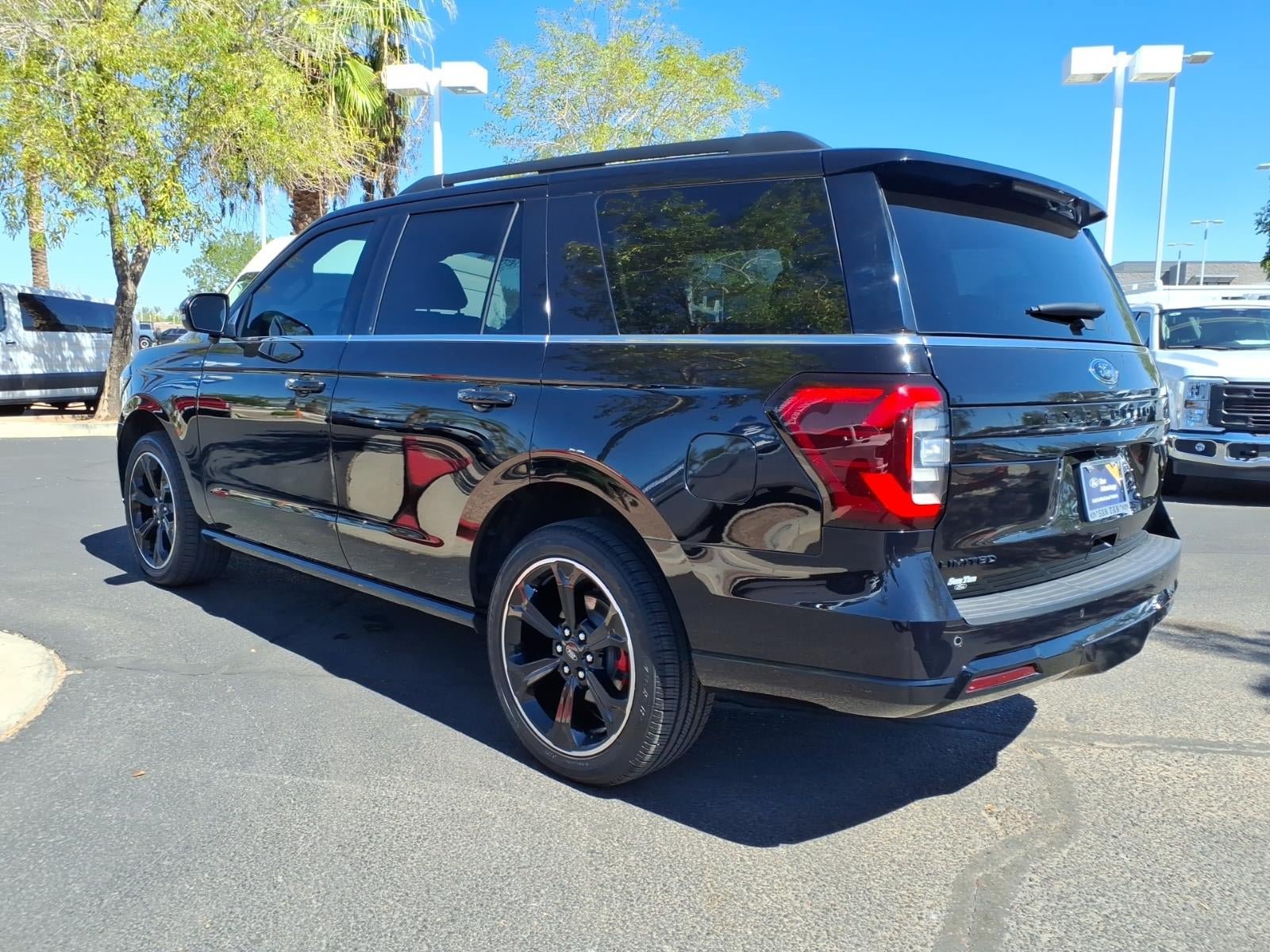 Certified 2023 Ford Expedition Limited AWD/4WD image 6