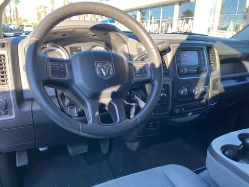 Used 2013 RAM 2500 Tradesman w/ Chrome Appearance Group image 10