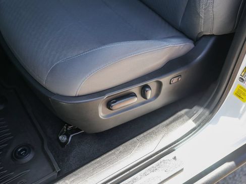 Used 2023 Toyota Tacoma SR5 RWD image 8