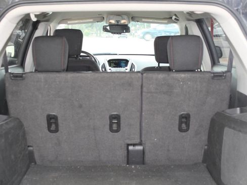 Used 2017 GMC Terrain SLE w/ Convenience Package image 9