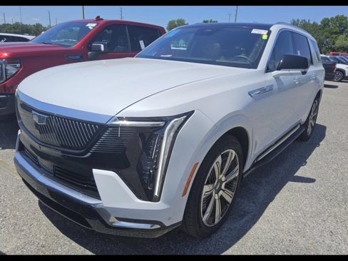 Used 2026 Cadillac Escalade IQL Luxury AWD/4WD image 3