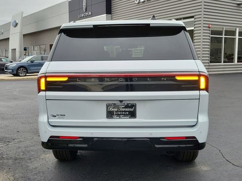 New 2025 Lincoln Navigator L Reserve w/ Jet Appearance Package image 5