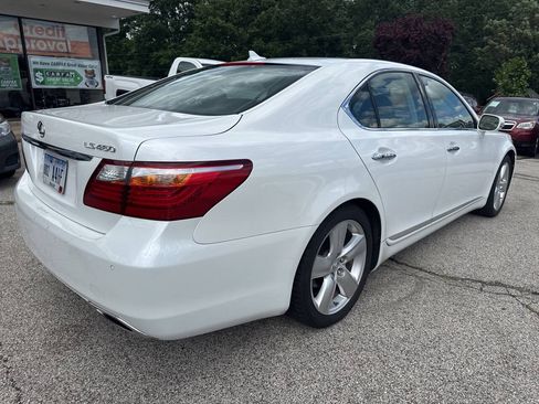 Used 2011 Lexus LS 460 w/ Luxury Value Edition RWD image 27