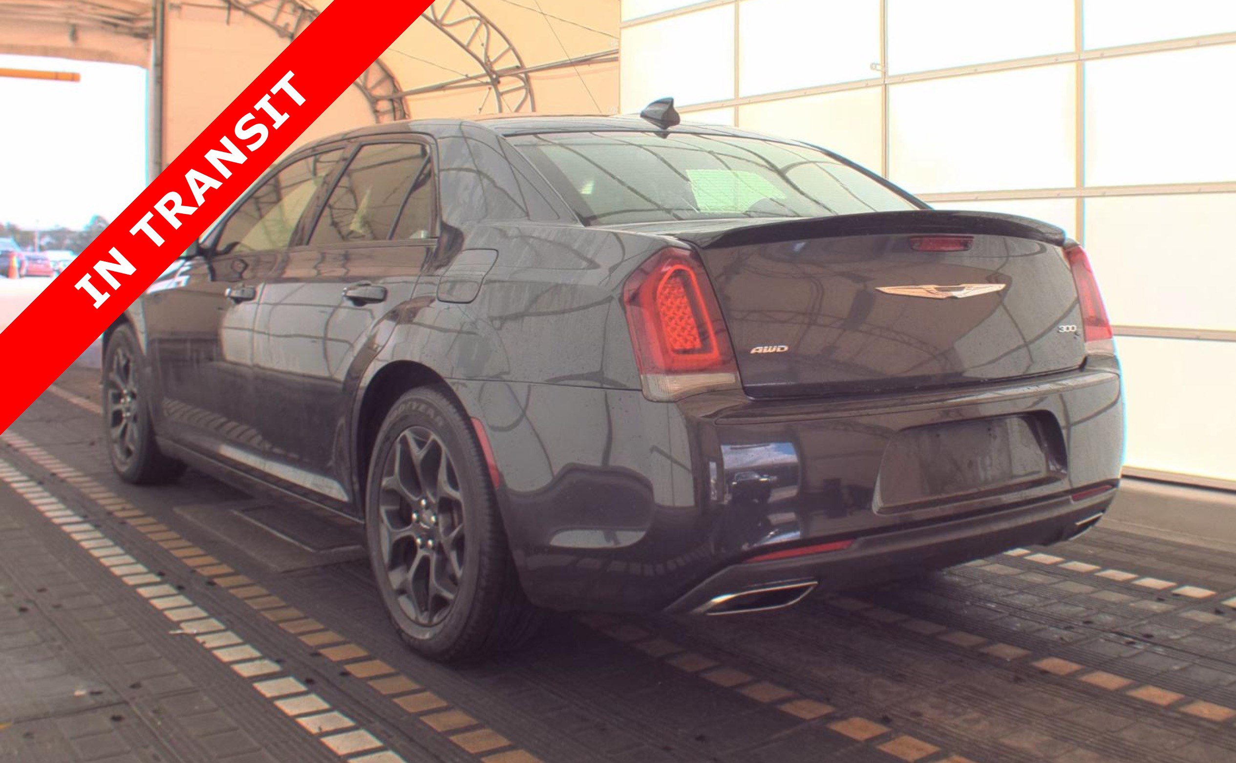 Used 2019 Chrysler 300 S AWD/4WD image 4