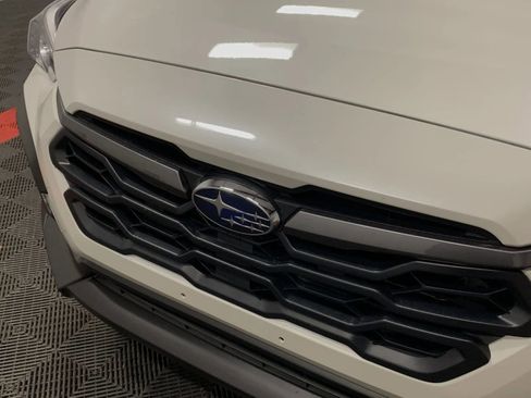 Used 2024 Subaru Crosstrek 2.0i Premium image 8