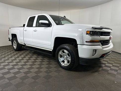 Used 2018 Chevrolet Silverado 1500 LT w/ All Star Edition image 2