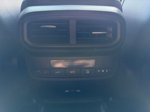 Used 2025 Honda Pilot EX-L image 15