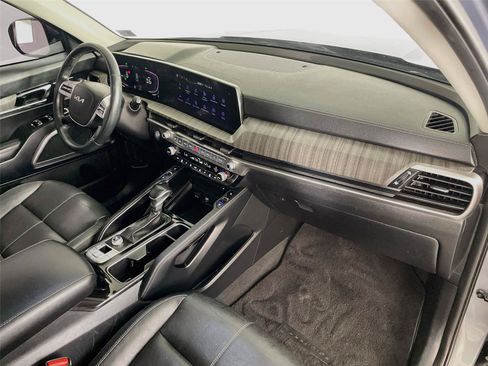 Used 2024 Kia Telluride EX FWD image 34