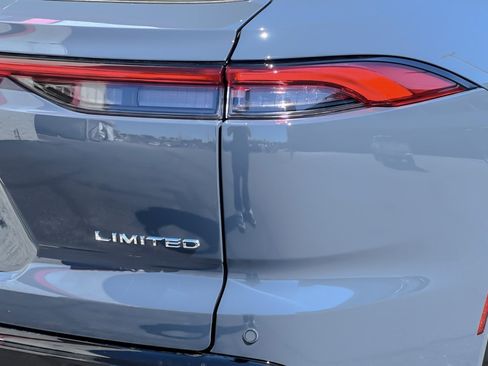 New 2026 Toyota Crown Signia image 26