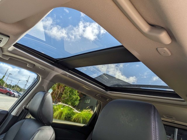 Certified 2025 Nissan Rogue Platinum FWD image 22