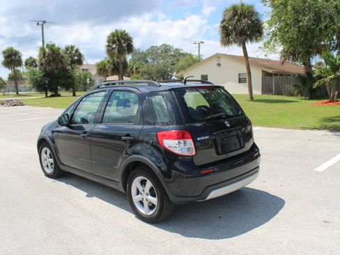 Used 2007 Suzuki SX4 AWD Hatchback image 5