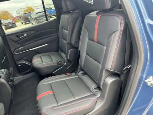 New 2026 Chevrolet Traverse RS w/ LPO, Floor Liner Package image 26