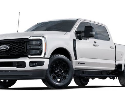 New 2025 Ford F250 Lariat w/ Black Appearance Package image 32