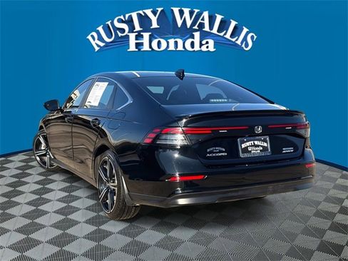 Used 2024 Honda Accord Sport image 3